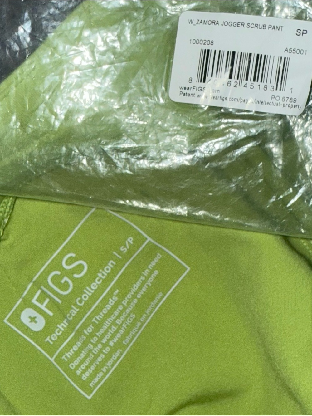FIGS ZAMORA HIGH-RISE JOGGER SCRUB PANT™ IN MATCHA - Picture 4 of 12